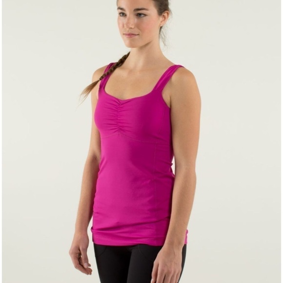 Lululemon Aria Tank Sz 8 Raspberry - Picture 1 of 6
